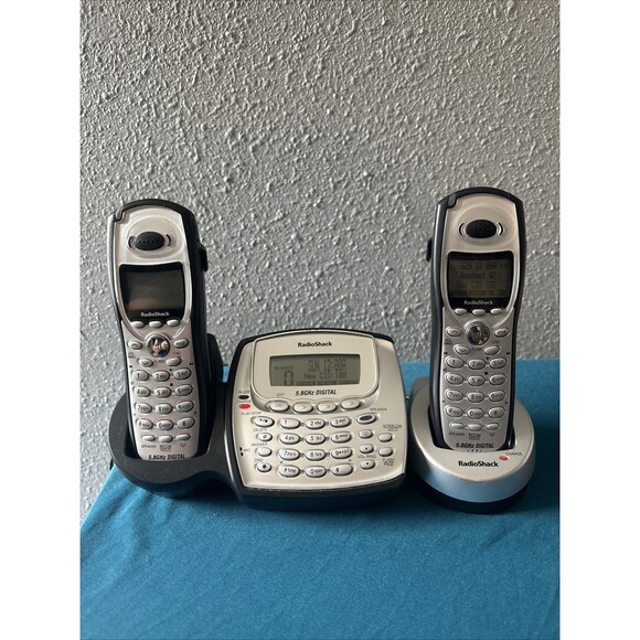 RadioShack 5.8 GHz Cordless Phone with Caller ID-Digital Answering System - Picture 1 of 15